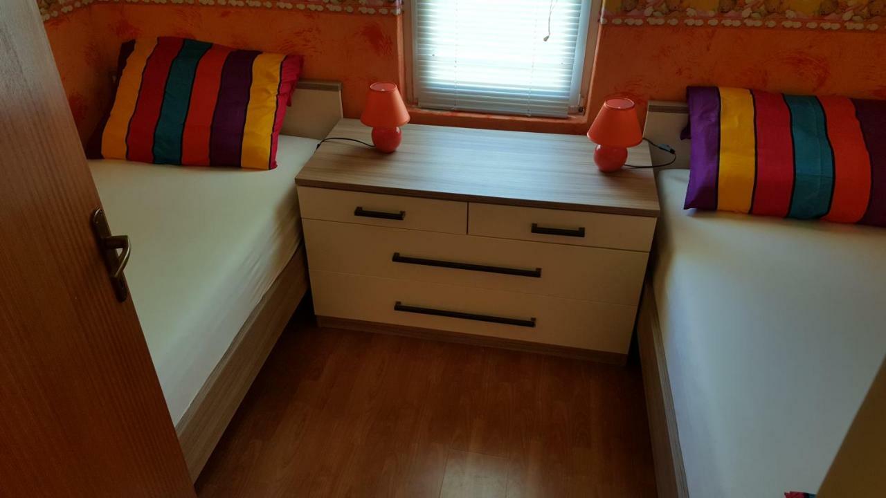 Haus Zarko Daire Vir Dış mekan fotoğraf