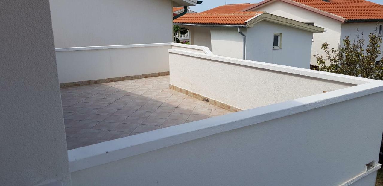 Haus Zarko Daire Vir Dış mekan fotoğraf